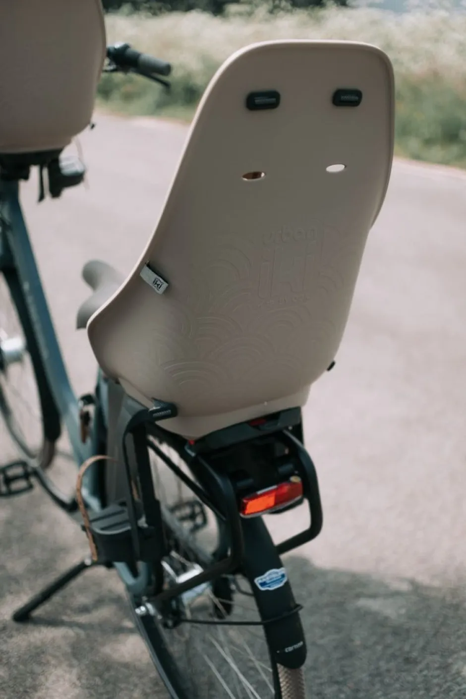 Poespas Fietsen^Achterzitje | x Urban Iki