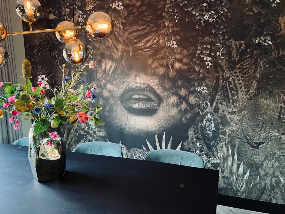 Poespas Home Behang^Behang Vrouw