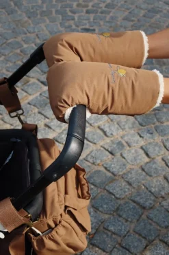 DAMES Konges Slojd Mutsen, Sjaals & Handschoenen^Kinderwagen wanten Nohr | Walnut |