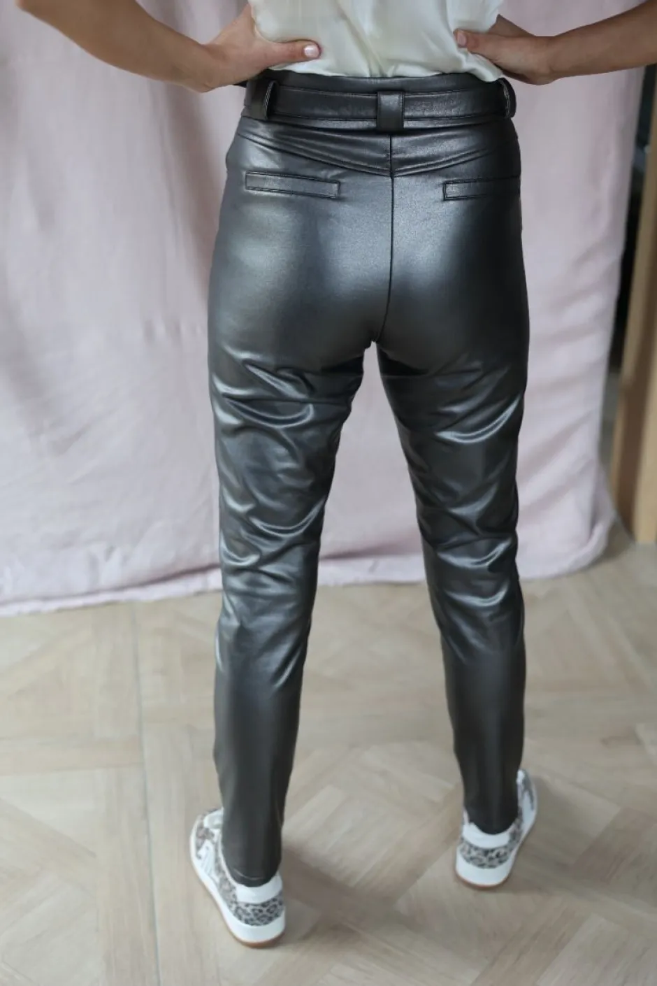 DAMES Studio Poespas Broeken | Snøpskes^Pants Anna-Mae vegan leather | Titanium bronze |