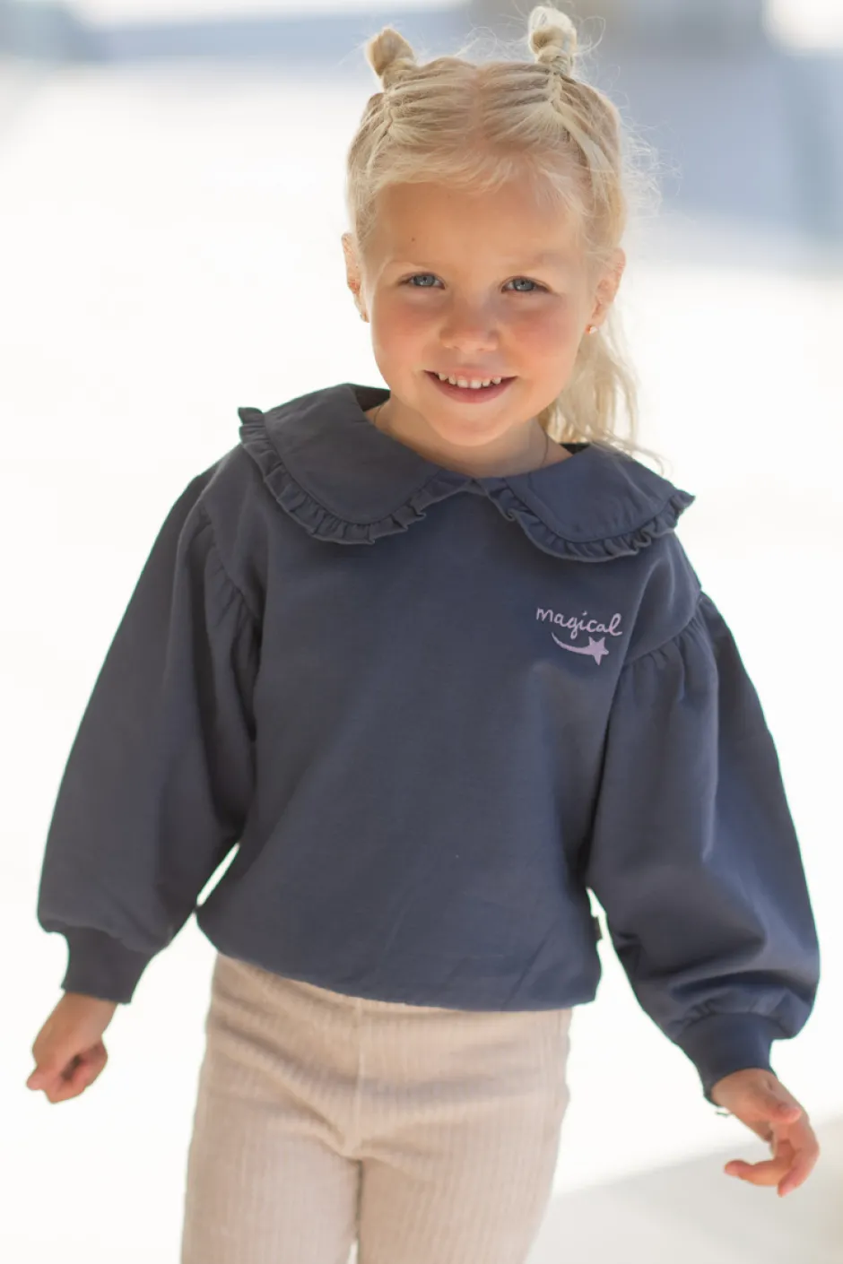 House of Jamie Truien & Vesten | Truien & Vesten^Sweater collar Balloon | Stardust blue |