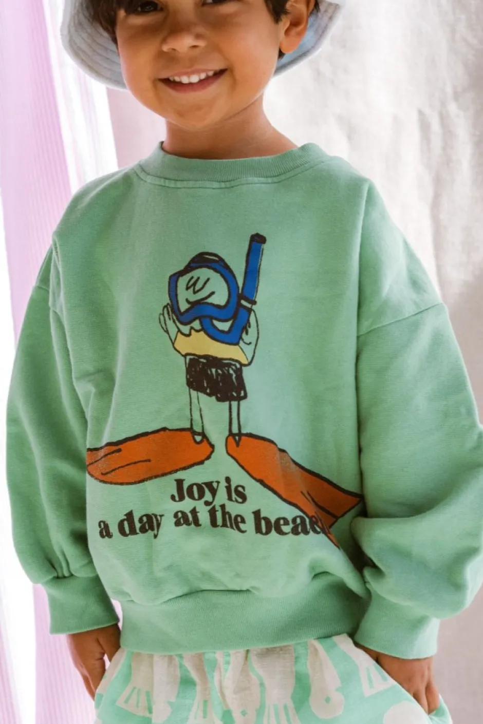 Bobo Choses Truien & Vesten^Sweatshirt A day at the beach |